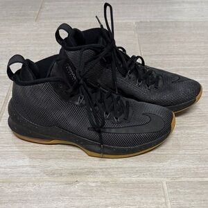 Nike Men's Black and Gum Athletic Shoes